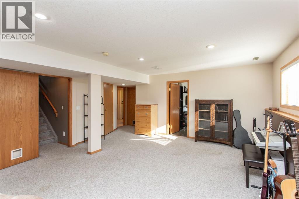 179 Douglas Avenue, Red Deer, Alberta  T4R 2G2 - Photo 18 - A2266601