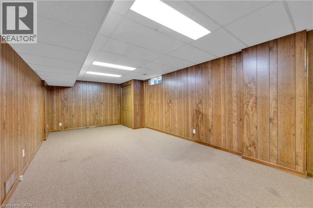 33 Walnut Drive, Guelph, Ontario  N1E 4B4 - Photo 37 - 40764571