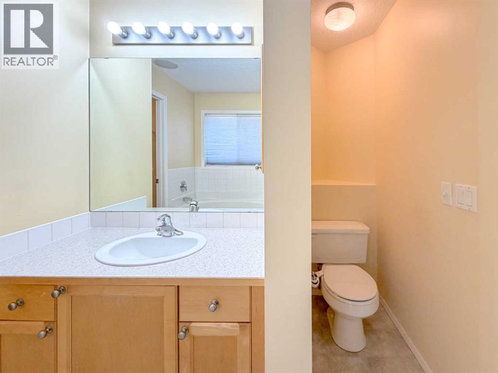 21 Panamount Hill Nw, Calgary, Alberta  T3K 5R8 - Photo 43 - A2270156