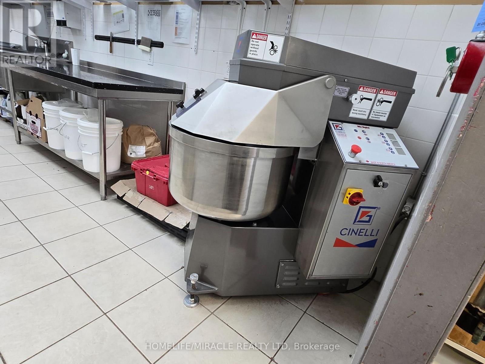 2 - 4293 King Street E, Kitchener, Ontario  N2P 2E9 - Photo 28 - X12613464