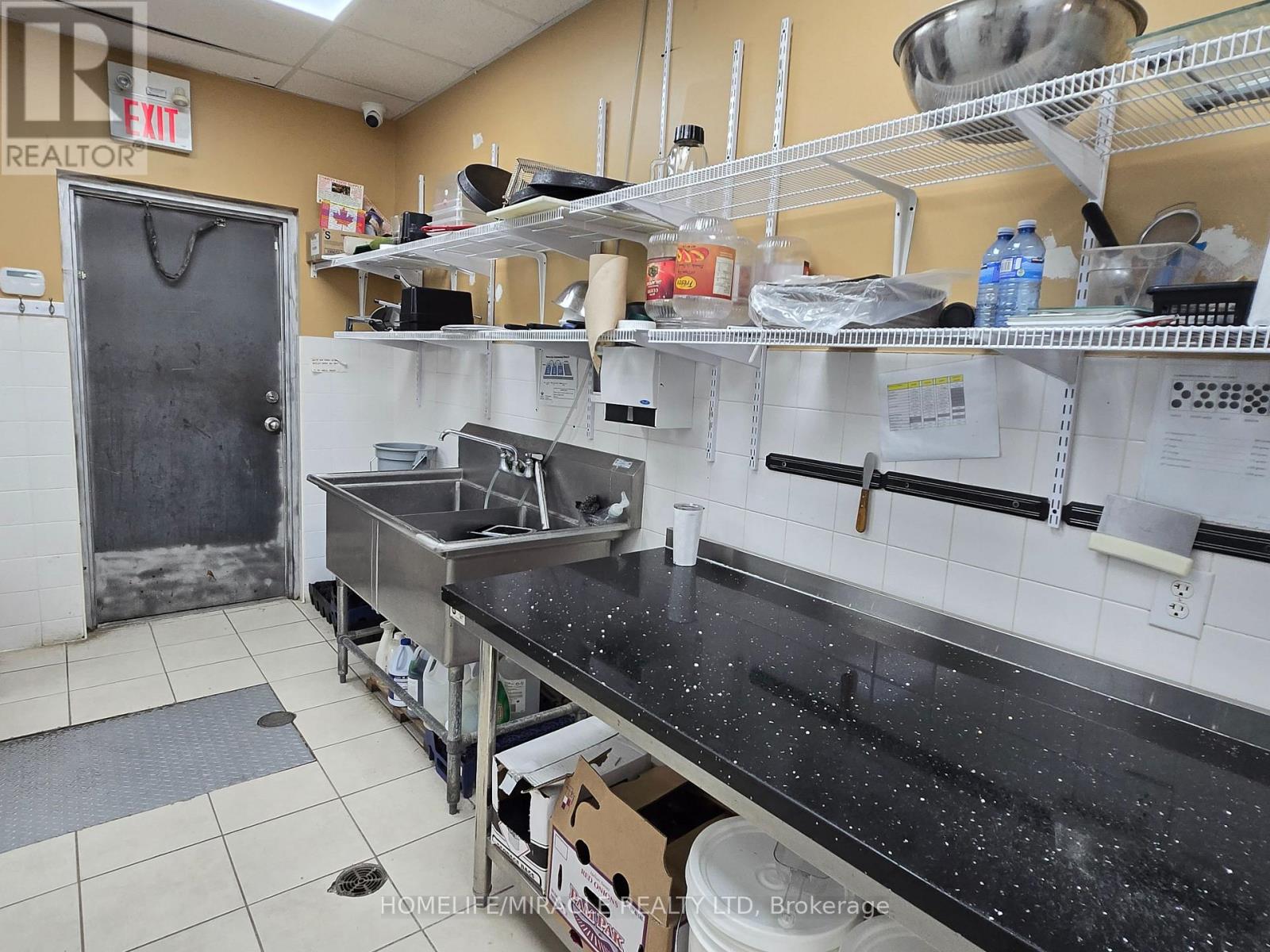 2 - 4293 King Street E, Kitchener, Ontario  N2P 2E9 - Photo 31 - X12613464