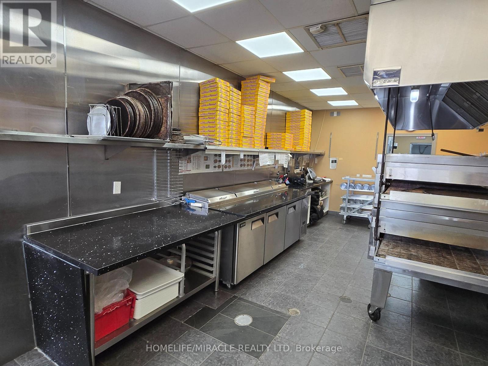 2 - 4293 King Street E, Kitchener, Ontario  N2P 2E9 - Photo 23 - X12613464