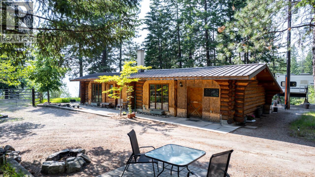 7015 GLENFIR Road, Naramata, British Columbia