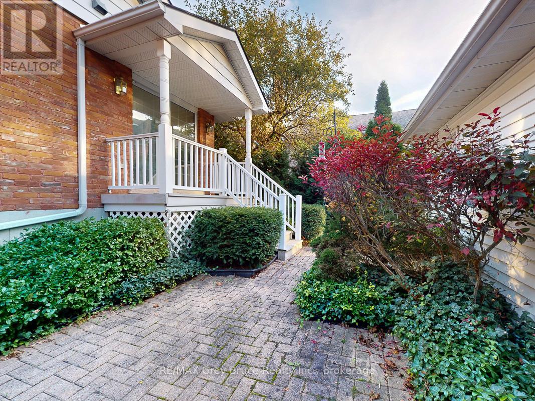 714 4th Avenue E, Owen Sound, Ontario  N4K 2N6 - Photo 37 - X12446611