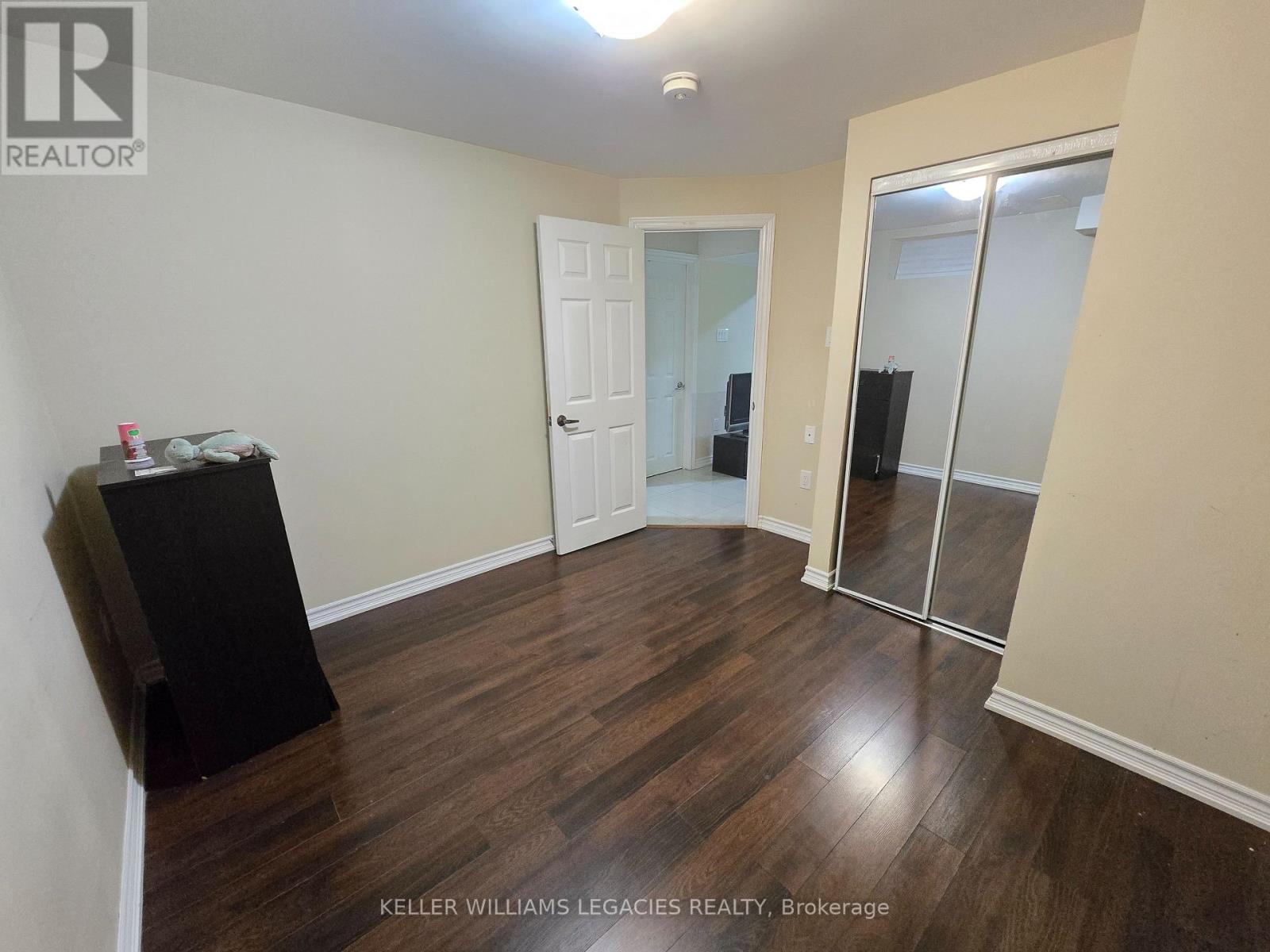 Bsmt - 40 Bellcrest Road, Brampton, Ontario  L6Y 0Z7 - Photo 3 - W12543800