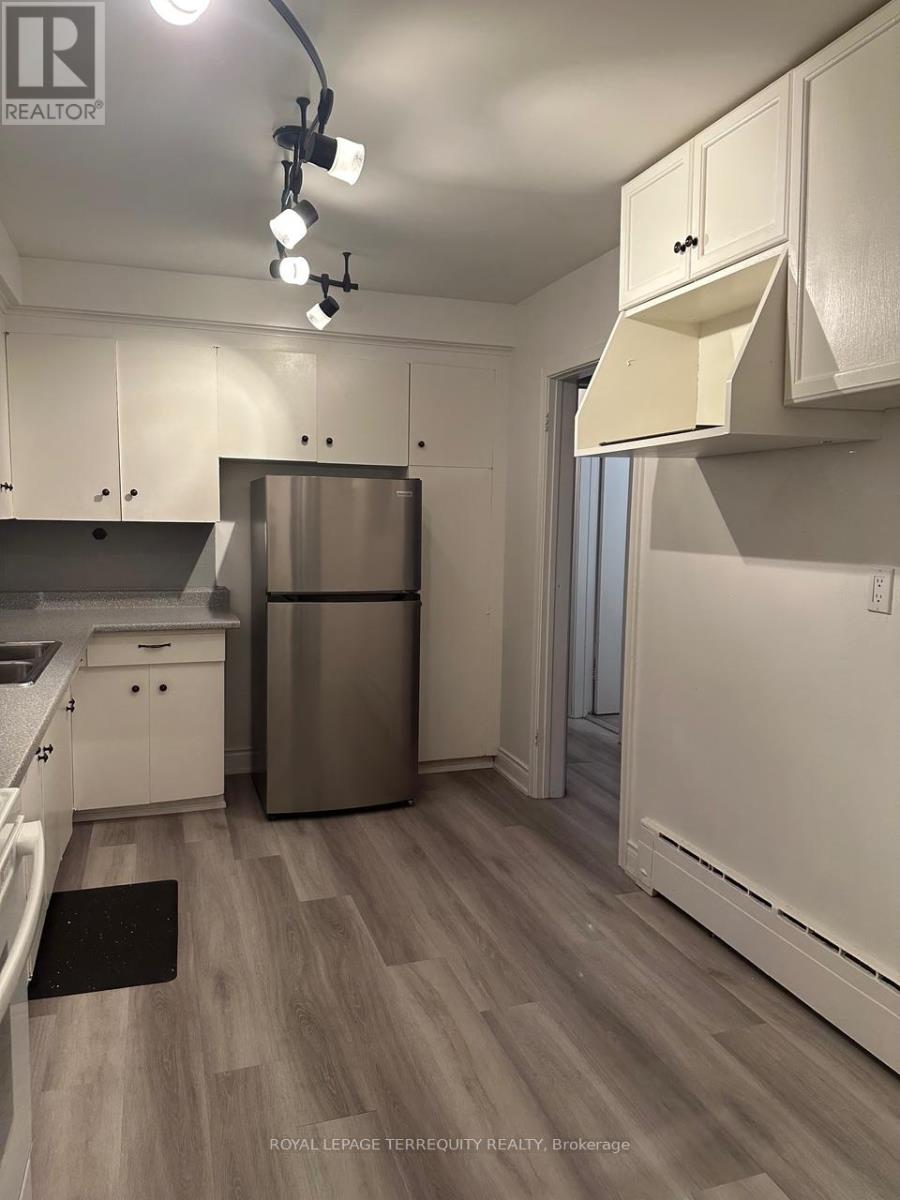 3 - 132 Portland Street, Toronto, Ontario M8Y 1B2 - Photo 7 - W12577560