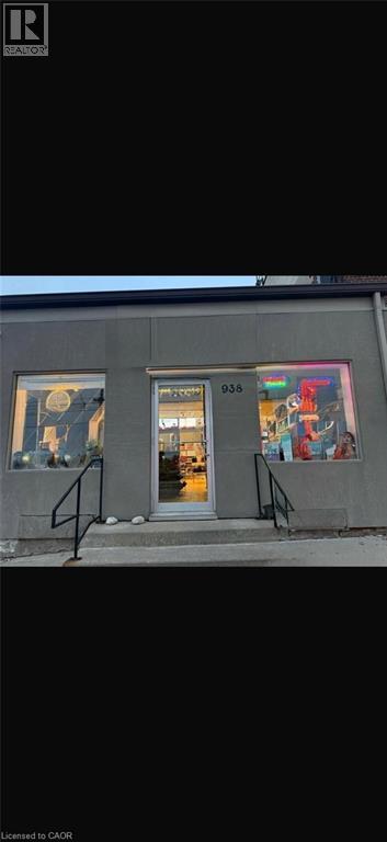 938 King Street W, Kitchener, Ontario N2G 1G4 - Photo 1 - 40792904