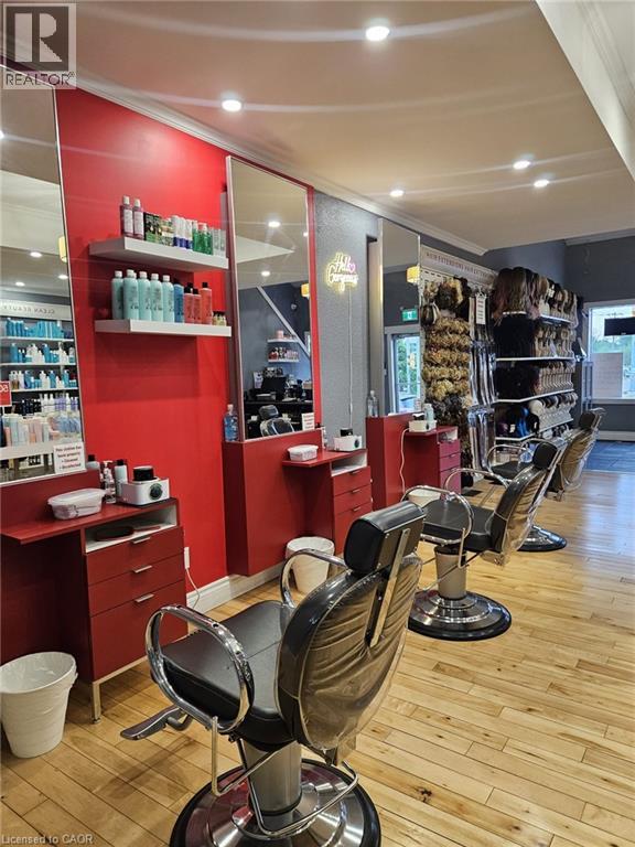 938 King Street W, Kitchener, Ontario N2G 1G4 - Photo 3 - 40792904