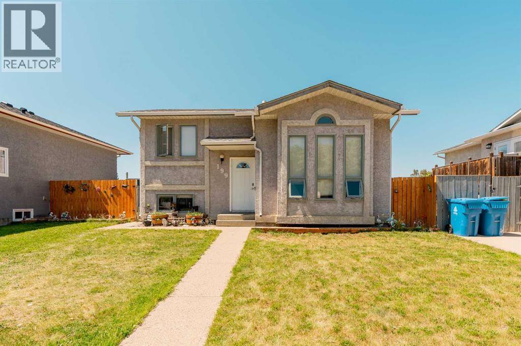 199 Mt Crandell Crescent W, Lethbridge, Alberta