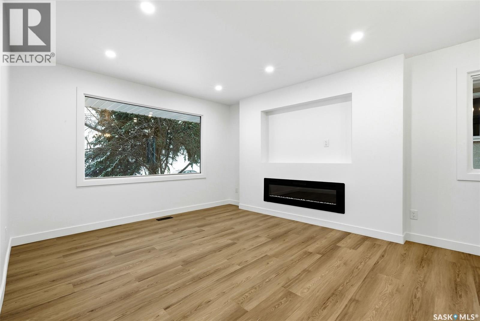 732 Empress Street, Regina, Saskatchewan  S4T 5C8 - Photo 4 - SK025506