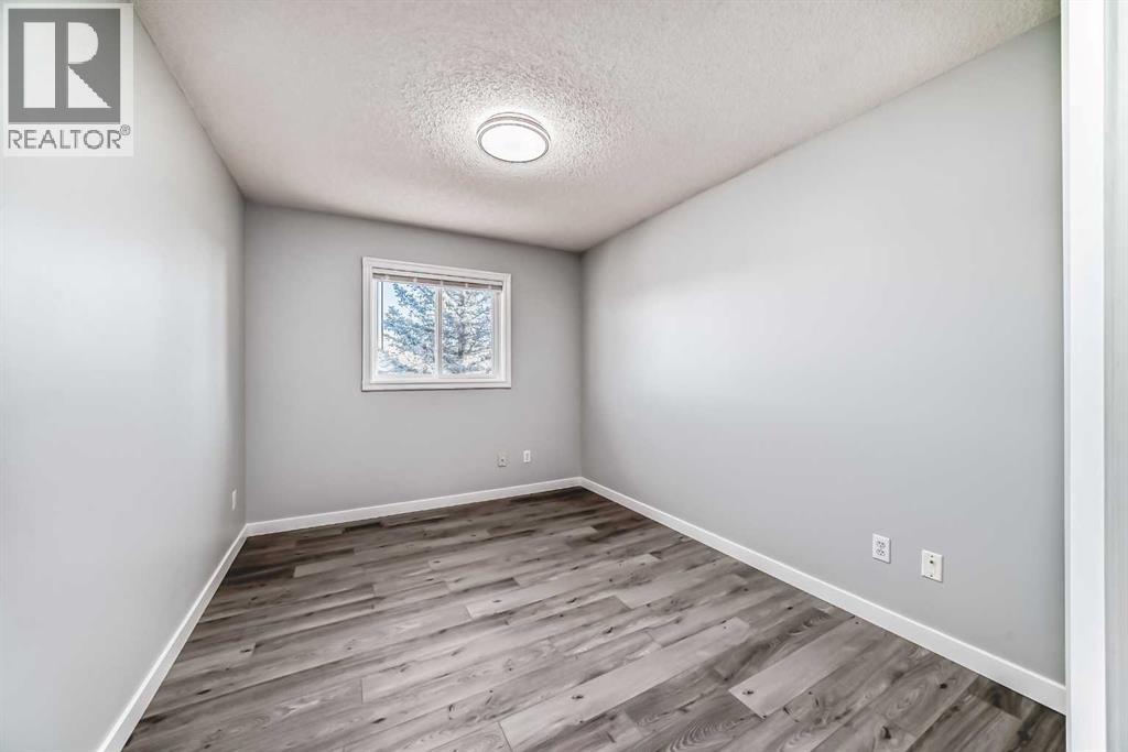 10134 Hidden Valley Drive Nw, Calgary, Alberta  T3A 5C9 - Photo 21 - A2264319