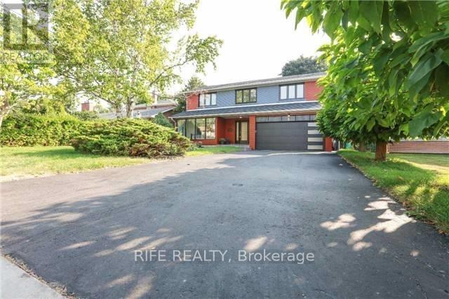 9 GATEHEAD ROAD, Toronto, Ontario