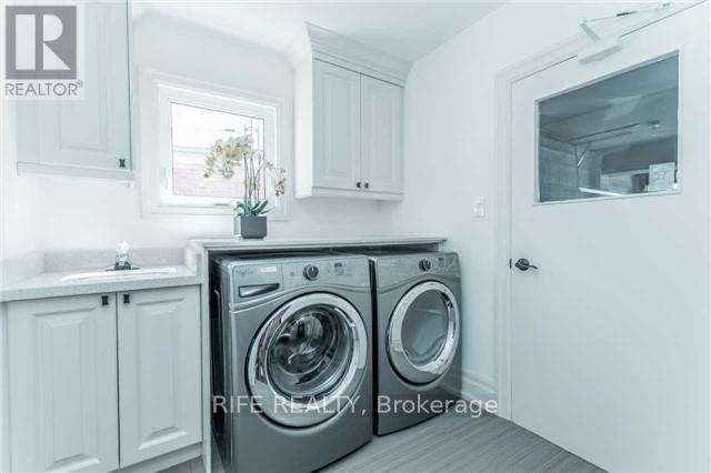 9 Gatehead Road, Toronto, Ontario  M2J 2P4 - Photo 14 - C12629894