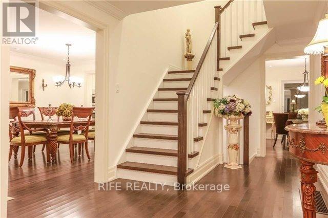 9 Gatehead Road, Toronto, Ontario  M2J 2P4 - Photo 3 - C12629894