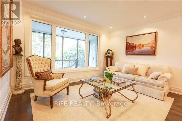 9 Gatehead Road, Toronto, Ontario  M2J 2P4 - Photo 4 - C12629894