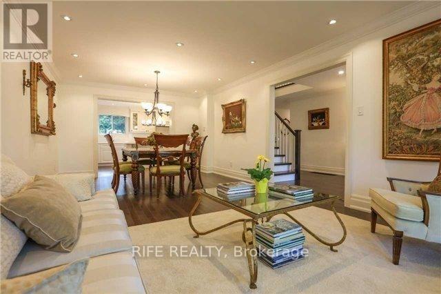 9 Gatehead Road, Toronto, Ontario  M2J 2P4 - Photo 5 - C12629894