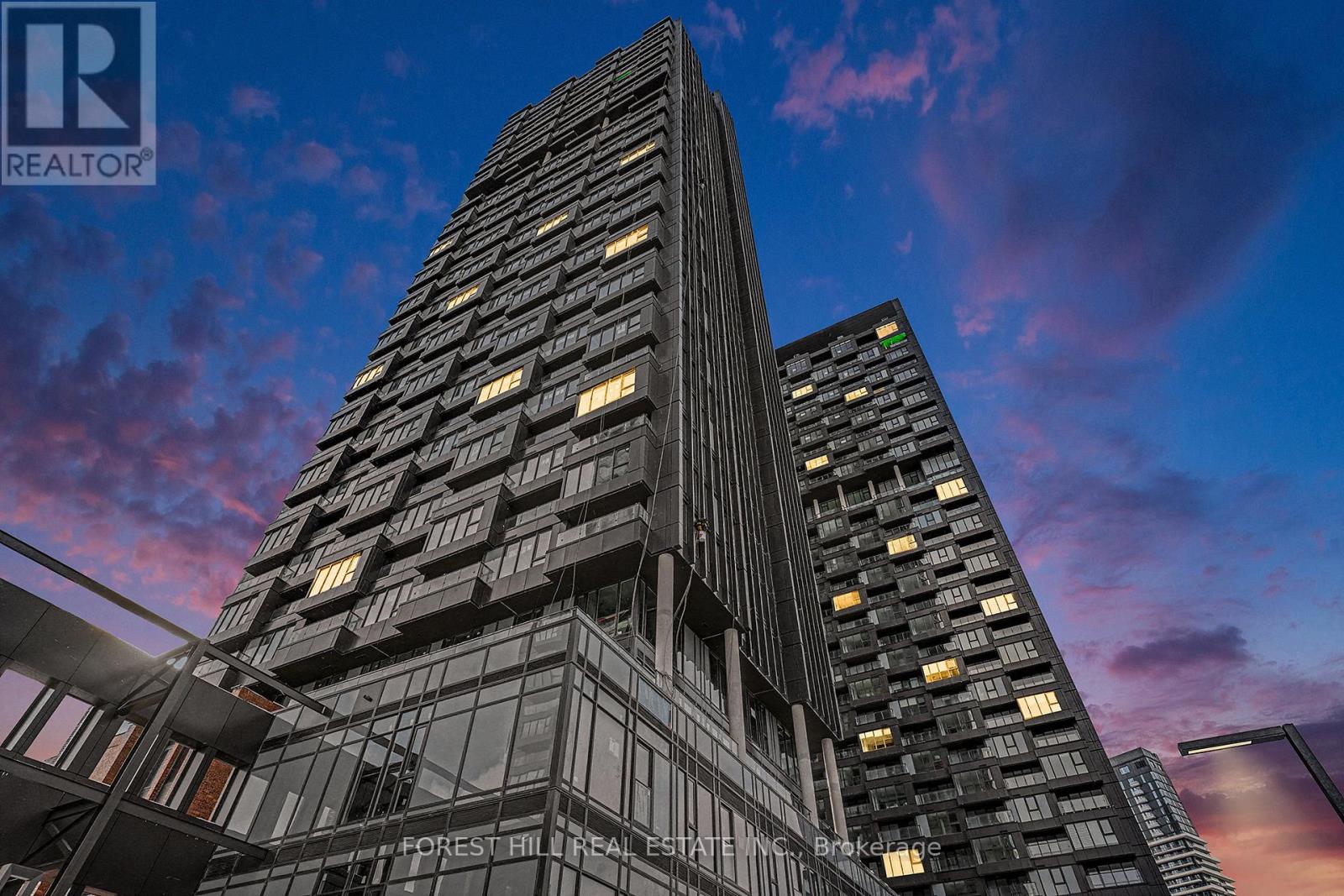 1619 - 1 QUARRINGTON LANE, Toronto, Ontario