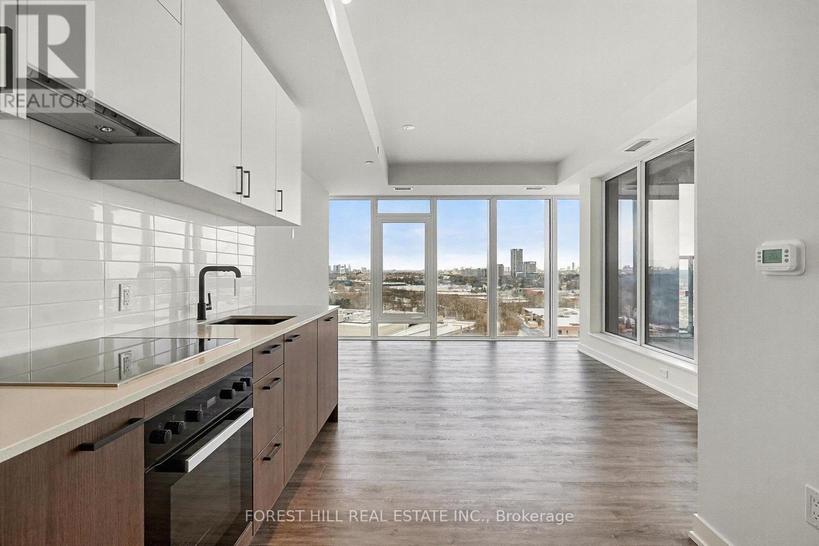 1619 - 1 Quarrington Lane, Toronto, Ontario  M3C 0S4 - Photo 2 - C12629920