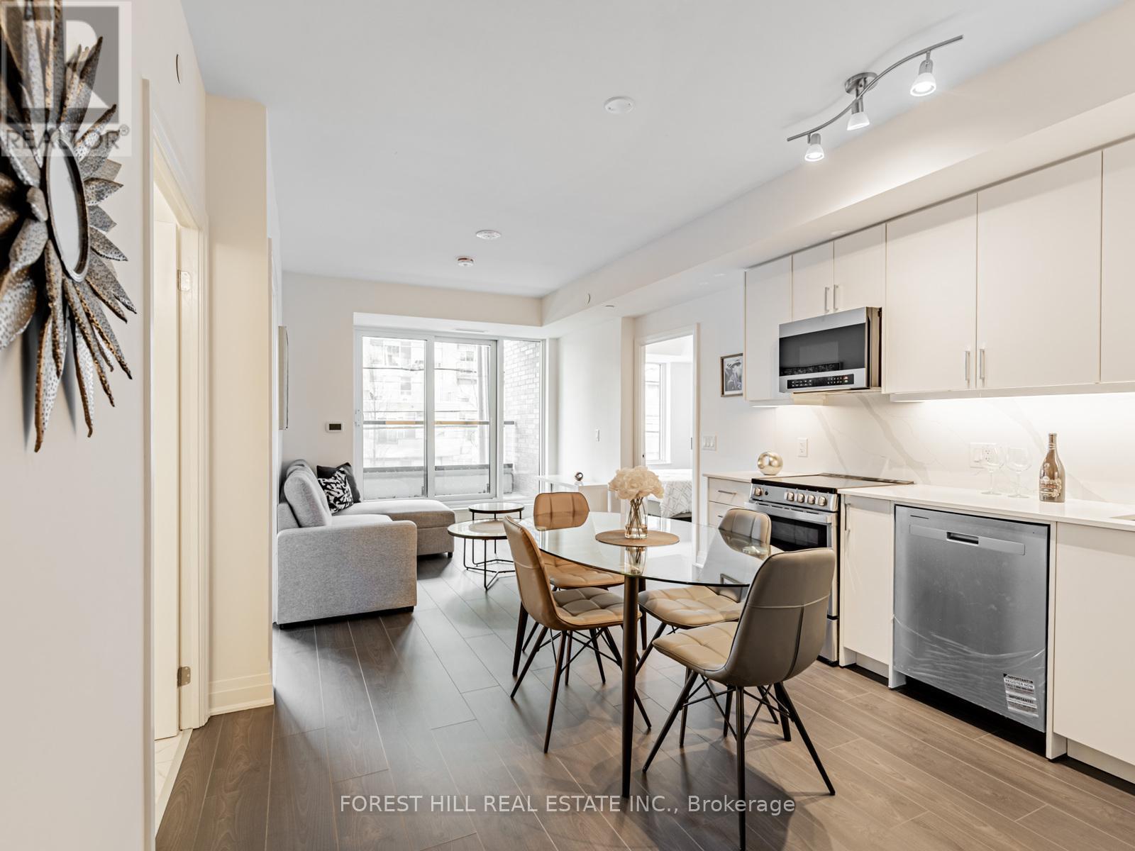 216 - 700 Sheppard Avenue W, Toronto (Clanton Park), Ontario  M3H 0G5 - Photo 2 - C12630020