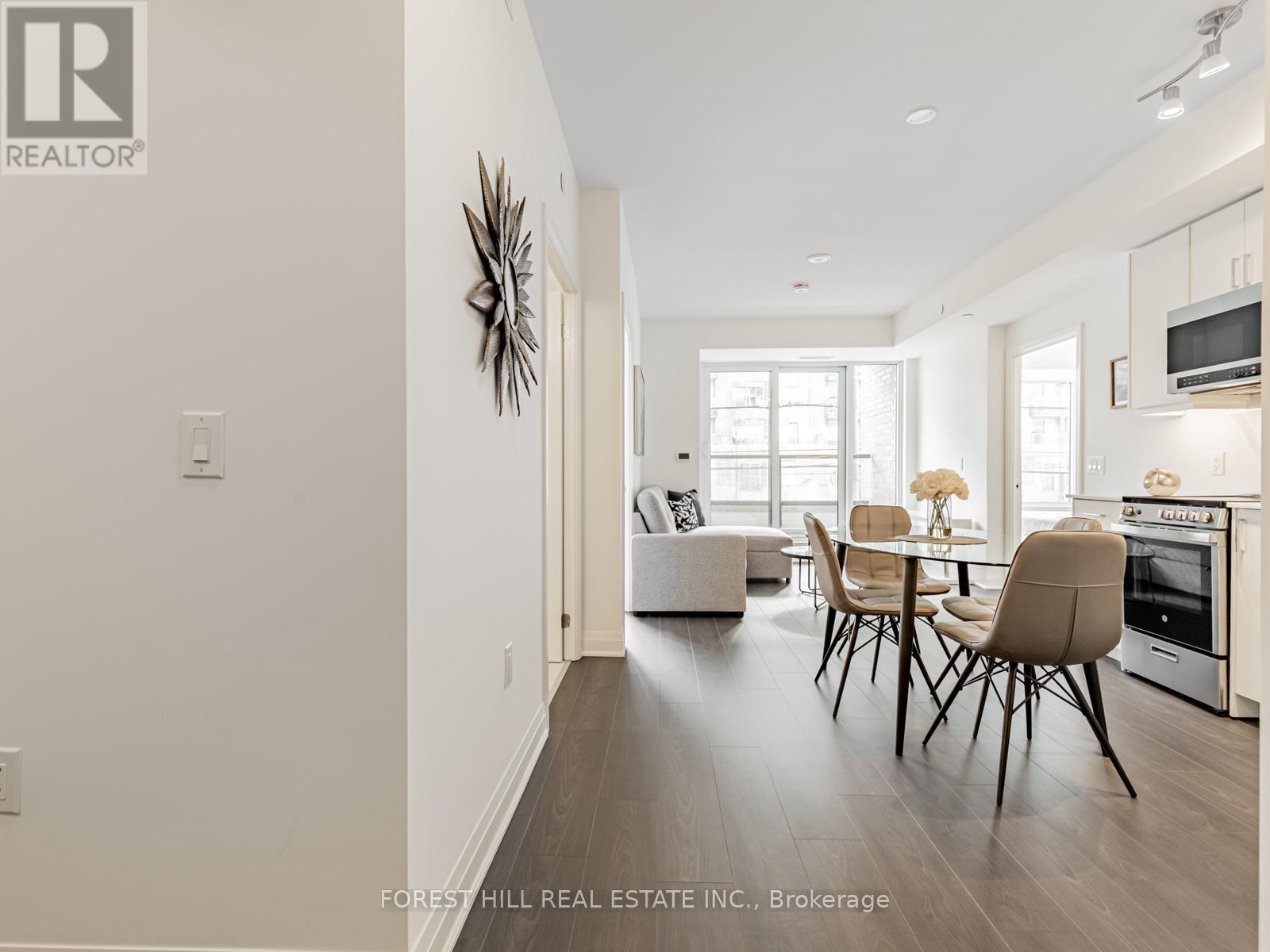 216 - 700 Sheppard Avenue W, Toronto (Clanton Park), Ontario  M3H 0G5 - Photo 4 - C12630020