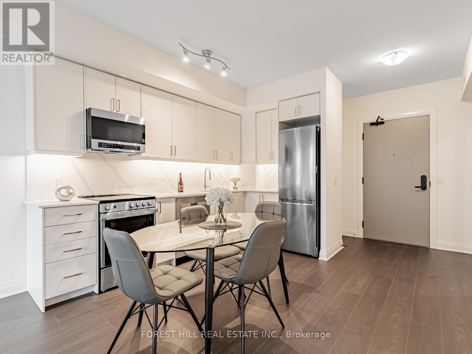 216 - 700 Sheppard Avenue W, Toronto (Clanton Park), Ontario  M3H 0G5 - Photo 8 - C12630020