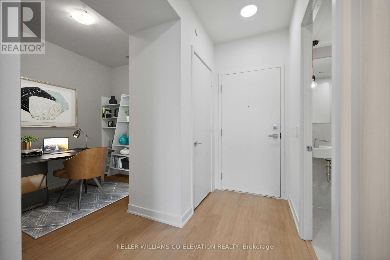 914 - 10 Deerlick Court, Toronto, Ontario  M3A 0A7 - Photo 2 - C12630070