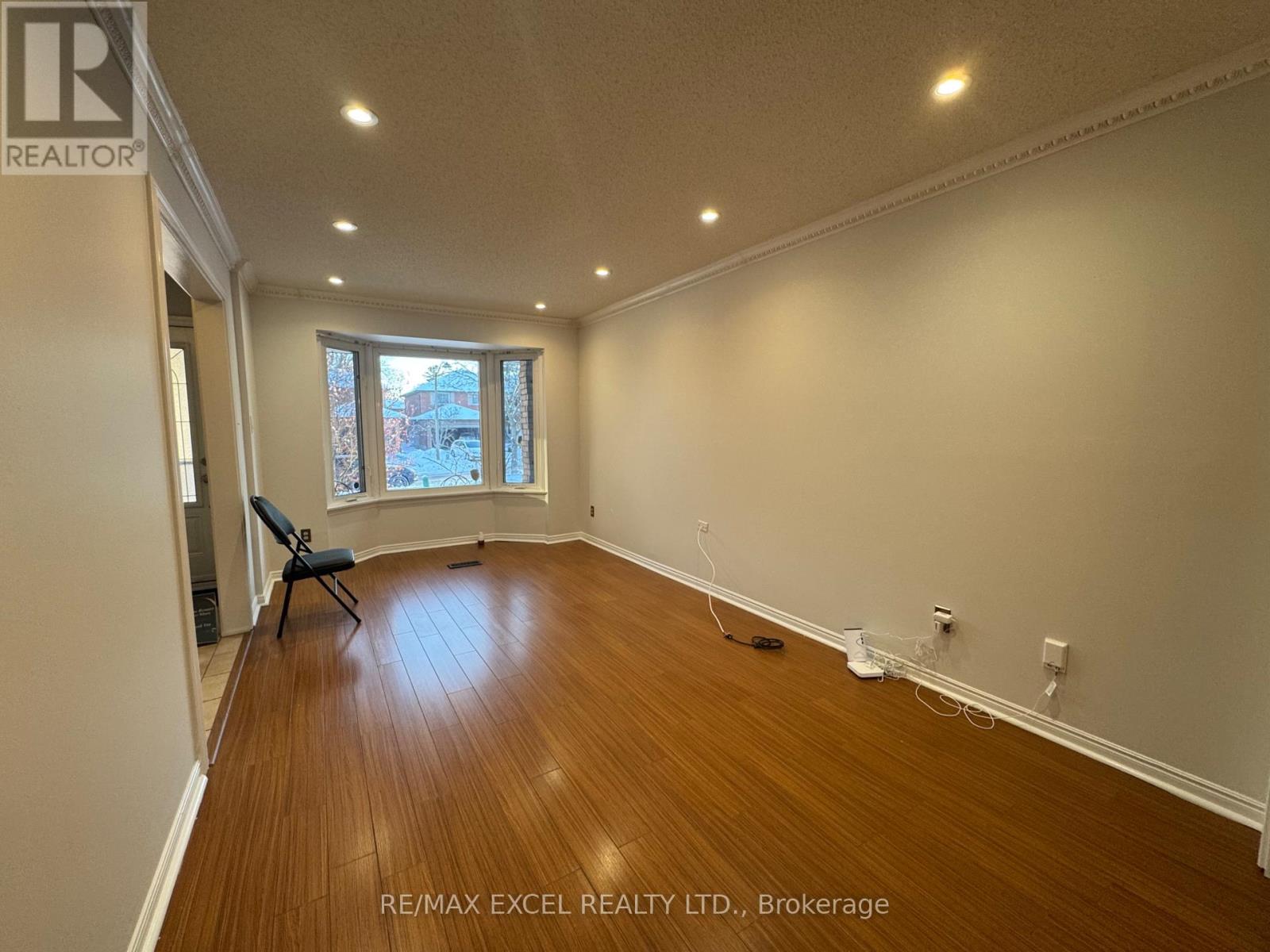 1019 Rouge Valley Drive, Pickering, Ontario  L1V 4N8 - Photo 11 - E12629930