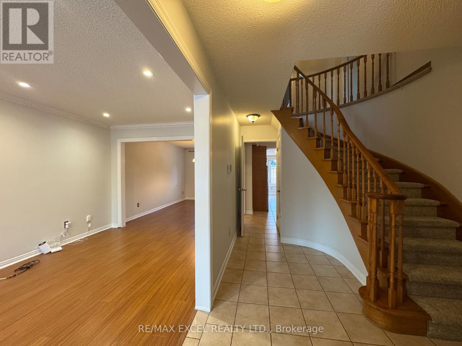 1019 Rouge Valley Drive, Pickering, Ontario  L1V 4N8 - Photo 14 - E12629930