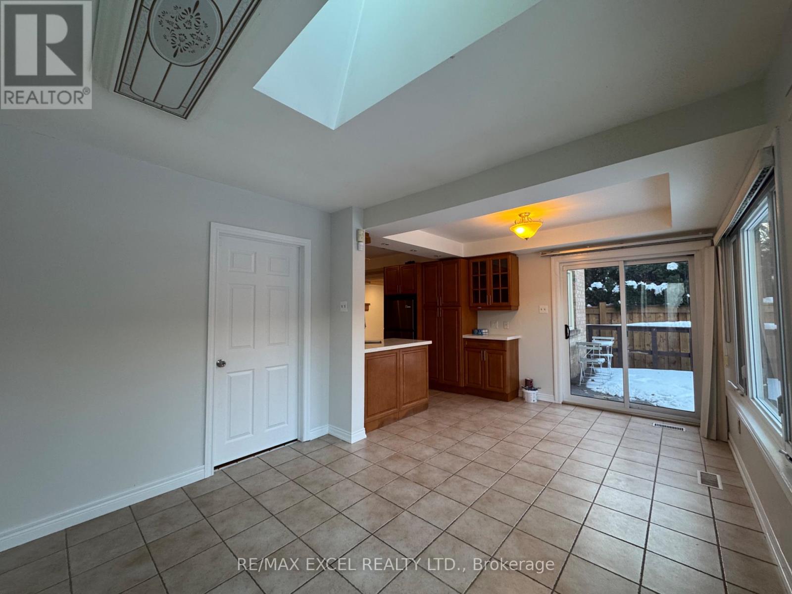 1019 Rouge Valley Drive, Pickering, Ontario  L1V 4N8 - Photo 16 - E12629930