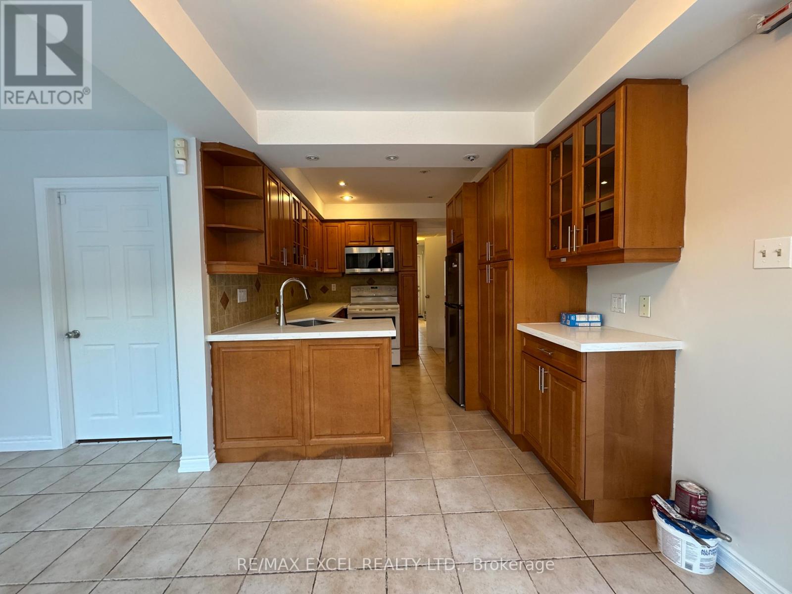 1019 Rouge Valley Drive, Pickering, Ontario  L1V 4N8 - Photo 18 - E12629930