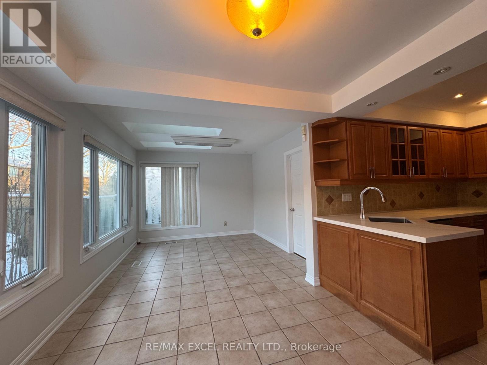 1019 Rouge Valley Drive, Pickering, Ontario  L1V 4N8 - Photo 21 - E12629930