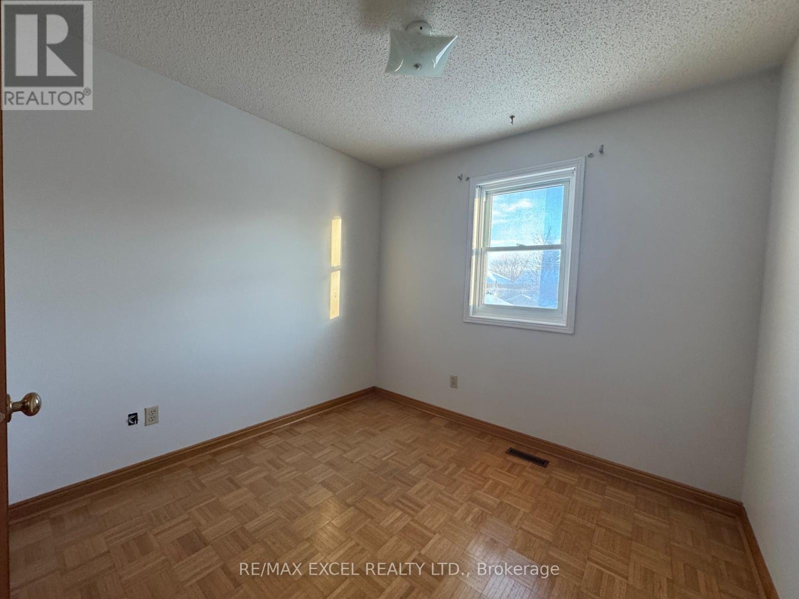 1019 Rouge Valley Drive, Pickering, Ontario  L1V 4N8 - Photo 26 - E12629930