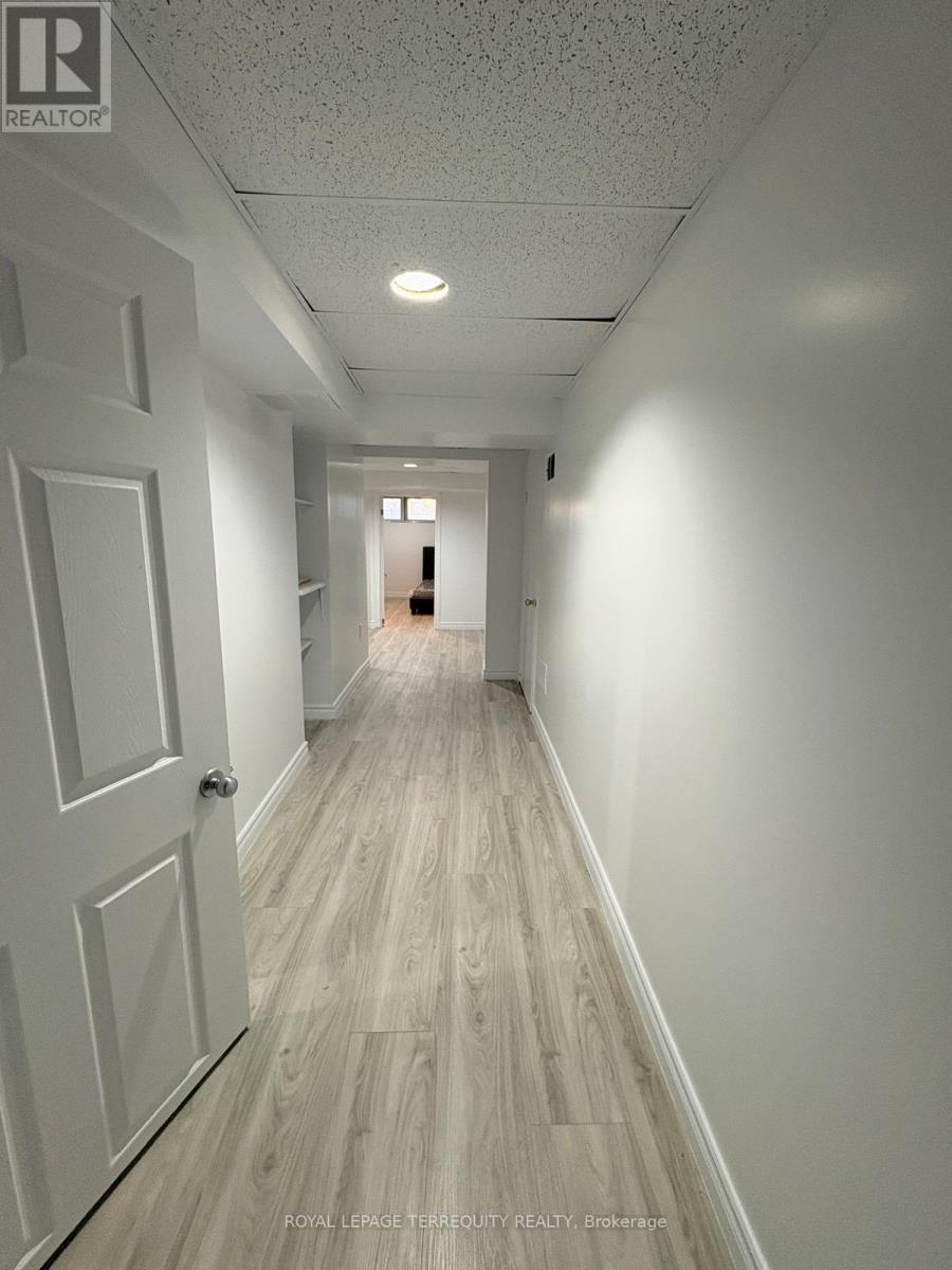 Bsmt - 29 Penzance Drive, Toronto (Bendale), Ontario  M1K 4Z4 - Photo 10 - E12629972