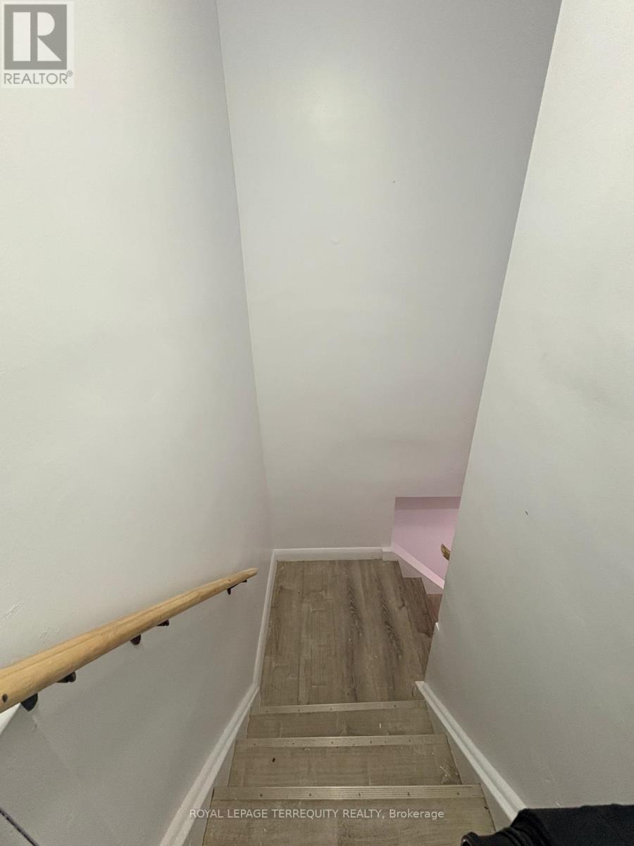 Bsmt - 29 Penzance Drive, Toronto (Bendale), Ontario  M1K 4Z4 - Photo 5 - E12629972