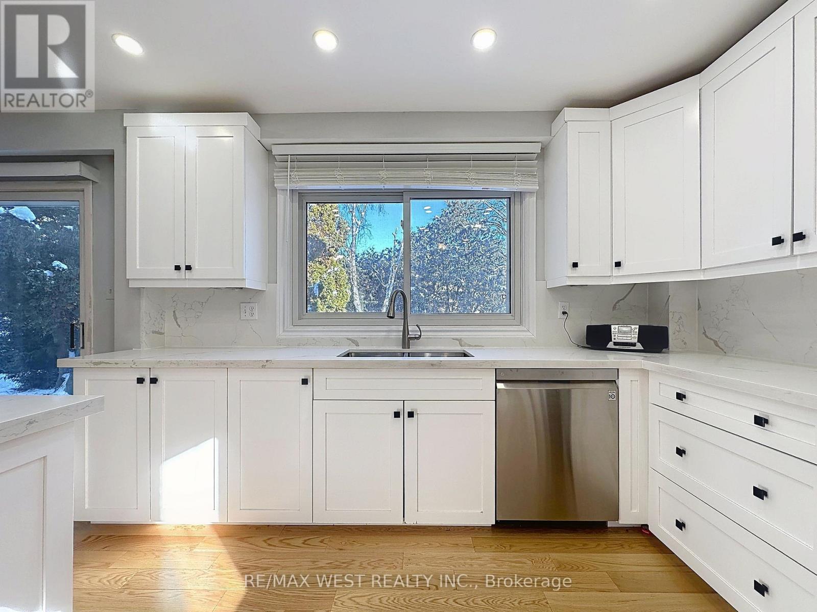 20 Foxwood Grove, Toronto, Ontario  M1W 1V2 - Photo 19 - E12630000