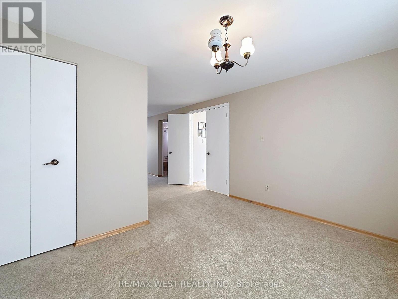 20 Foxwood Grove, Toronto, Ontario  M1W 1V2 - Photo 27 - E12630000