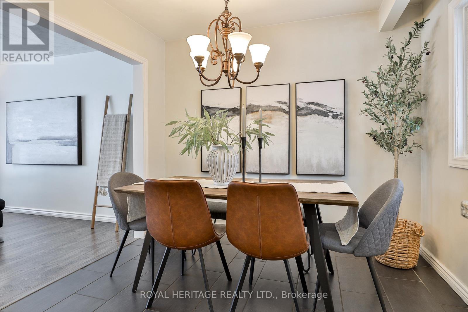 906 Dunlop Street E, Whitby, Ontario  L1N 1T2 - Photo 12 - E12630032