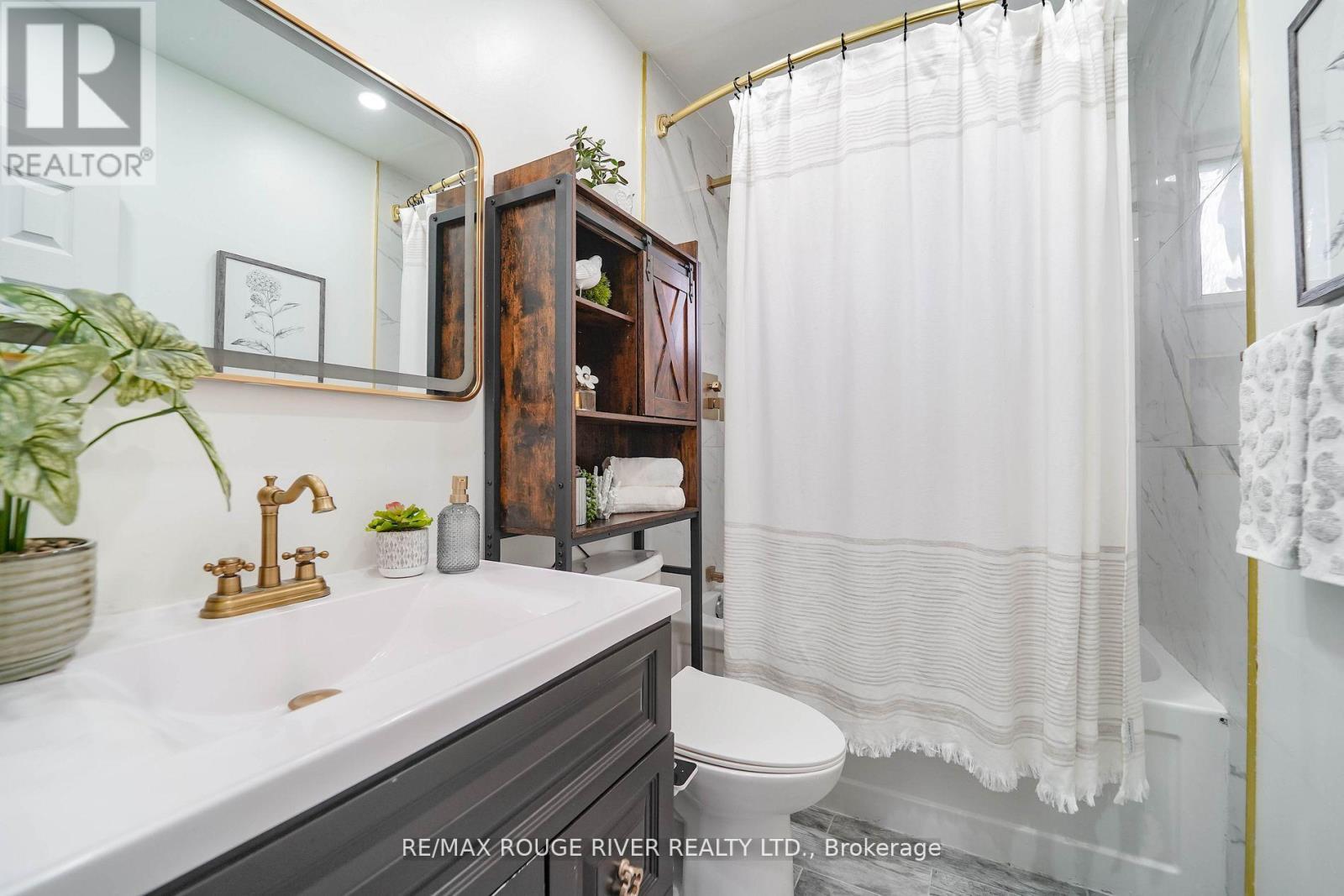 1277 Trellis Court, Pickering, Ontario  L1W 1J2 - Photo 12 - E12630056