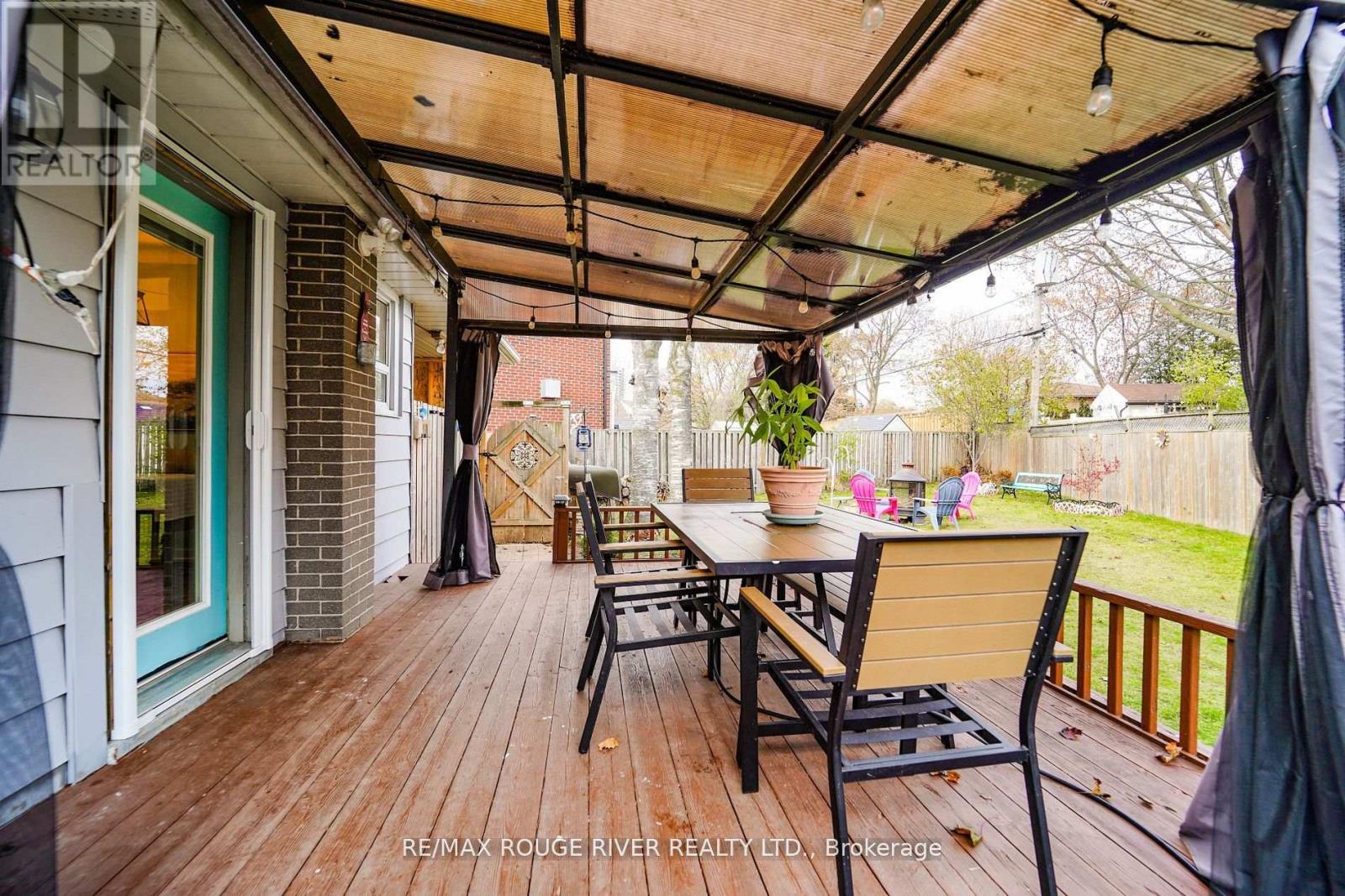 1277 Trellis Court, Pickering, Ontario  L1W 1J2 - Photo 20 - E12630056