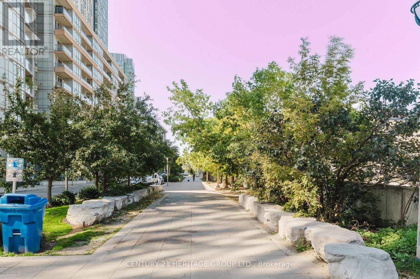 3506 - 15 Iceboat Terrace, Toronto, Ontario  M5R 4A5 - Photo 7 - C12422600
