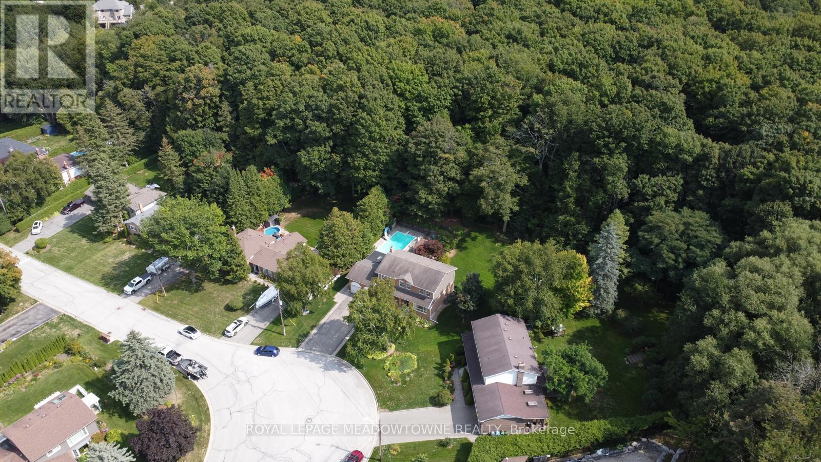 40 Hilltop Drive, Caledon, Ontario  L7C 1H6 - Photo 49 - W12468855