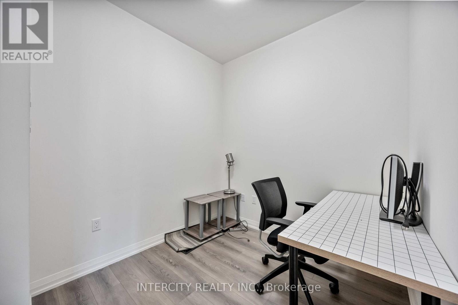 523 - 9000 Jane Street, Vaughan (Vellore Village), Ontario  L4K 2M9 - Photo 11 - N12629954