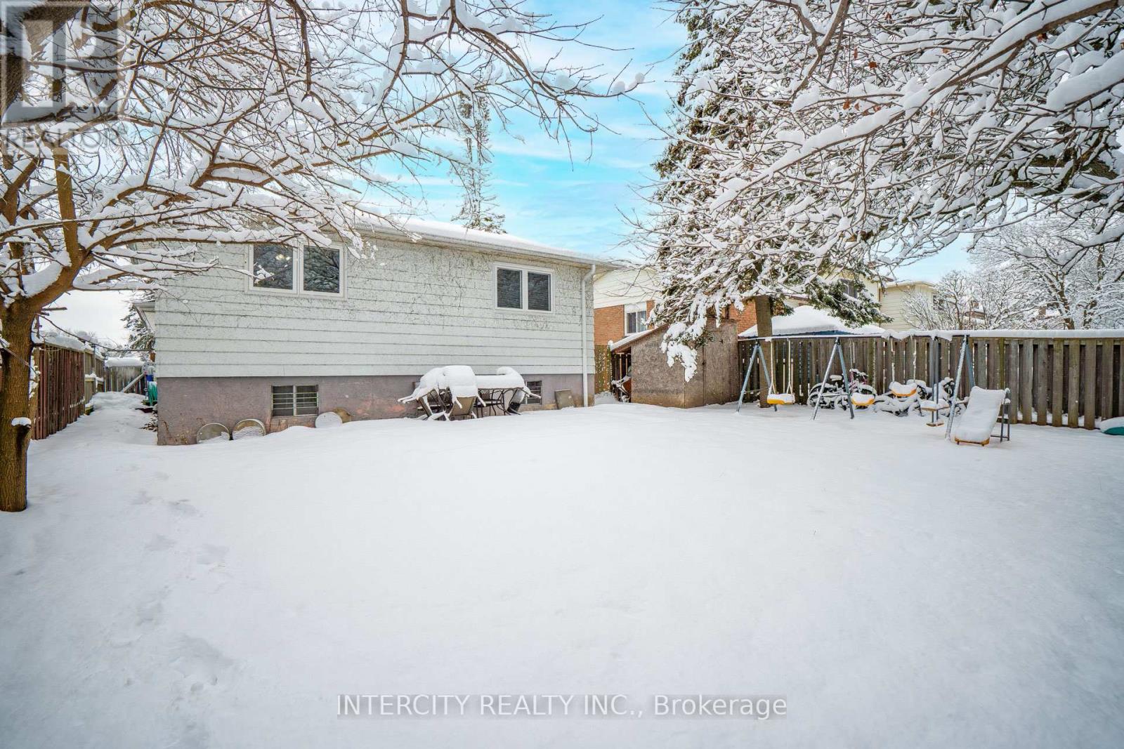 57 Valleyview Crescent, Bradford West Gwillimbury, Ontario  L3Z 1S8 - Photo 20 - N12630058
