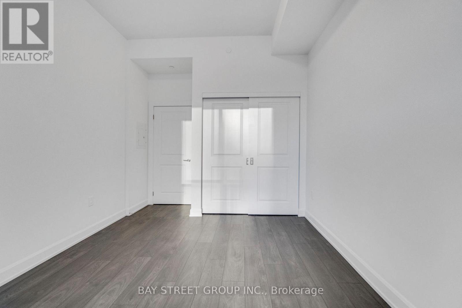 204 - 3200 William Coltson Avenue, Oakville, Ontario  L6H 7W6 - Photo 31 - W12629652