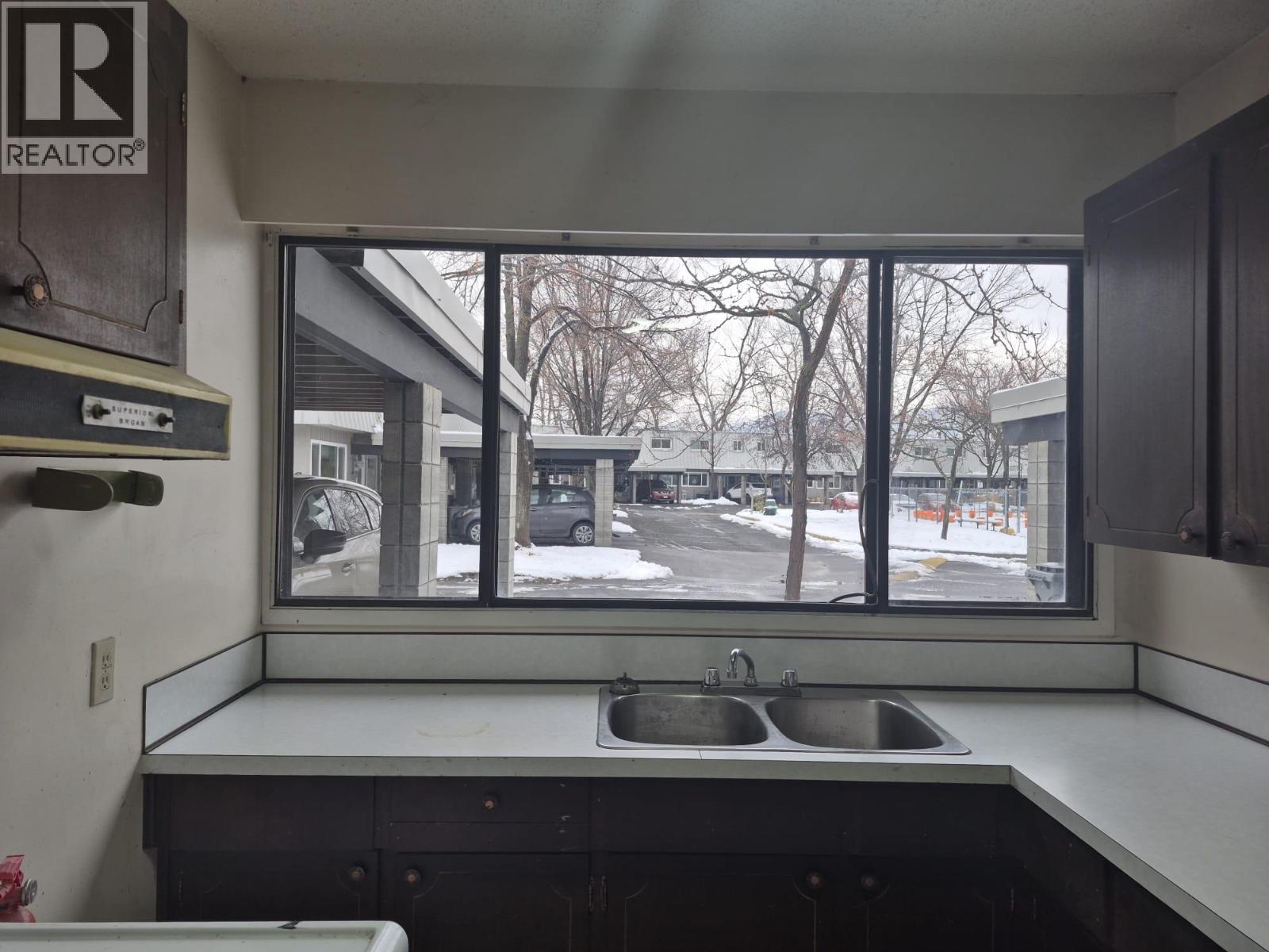 249 Kitchener Crescent Unit# 29, Kamloops, British Columbia V2B 1B9 - Photo 24 - 10370994