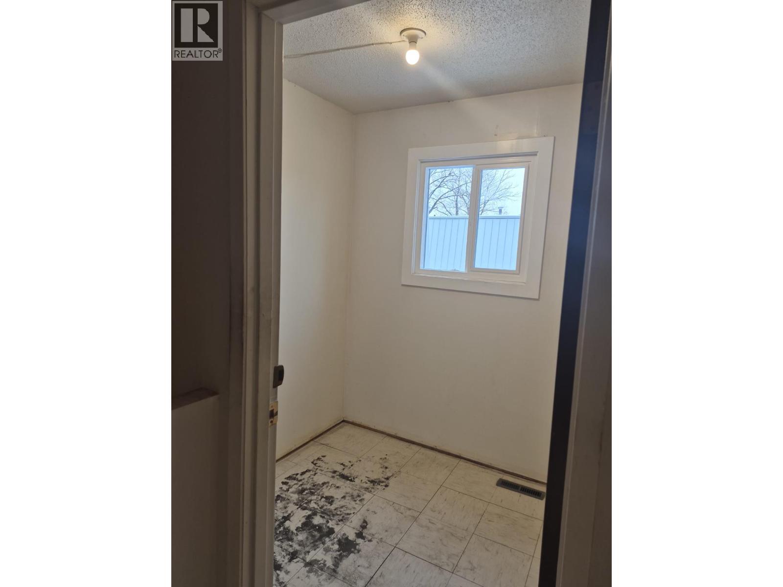 249 Kitchener Crescent Unit# 29, Kamloops, British Columbia V2B 1B9 - Photo 34 - 10370994