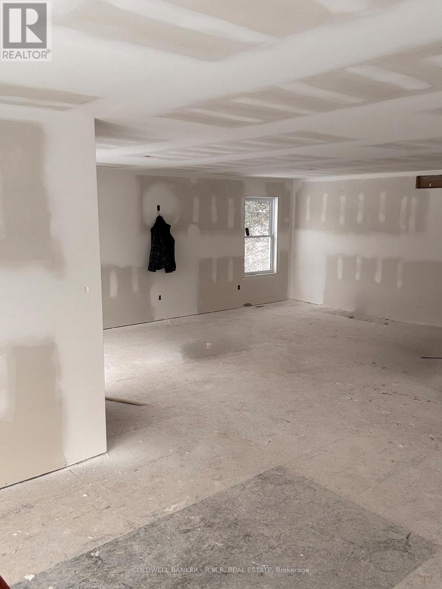 23 Blythe Shore Road, Kawartha Lakes (Fenelon), Ontario  K0M 1N0 - Photo 3 - X12630092