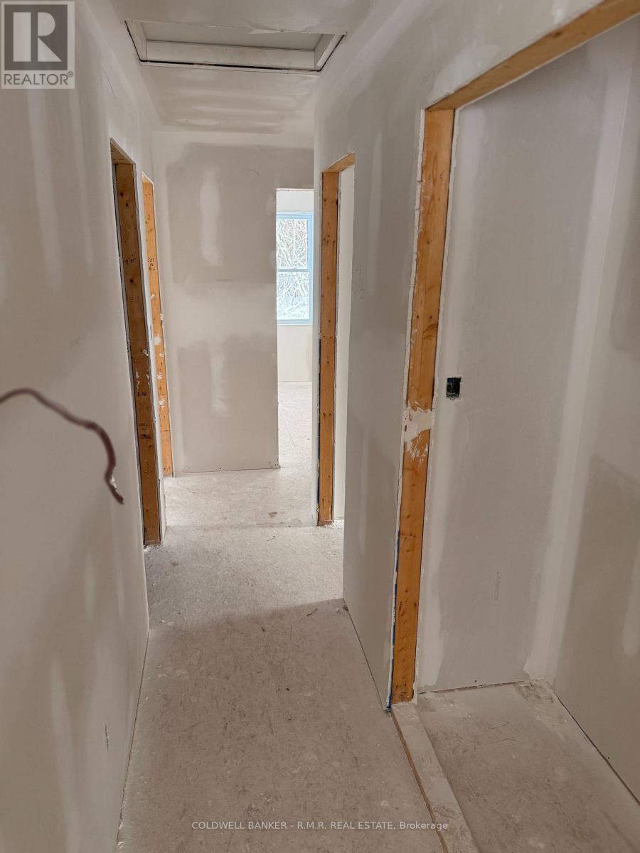 23 Blythe Shore Road, Kawartha Lakes (Fenelon), Ontario  K0M 1N0 - Photo 9 - X12630092