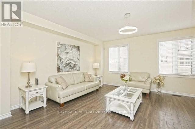 10 Rabbit Run Way, Brampton, Ontario  L6Z 0J2 - Photo 3 - W12629912