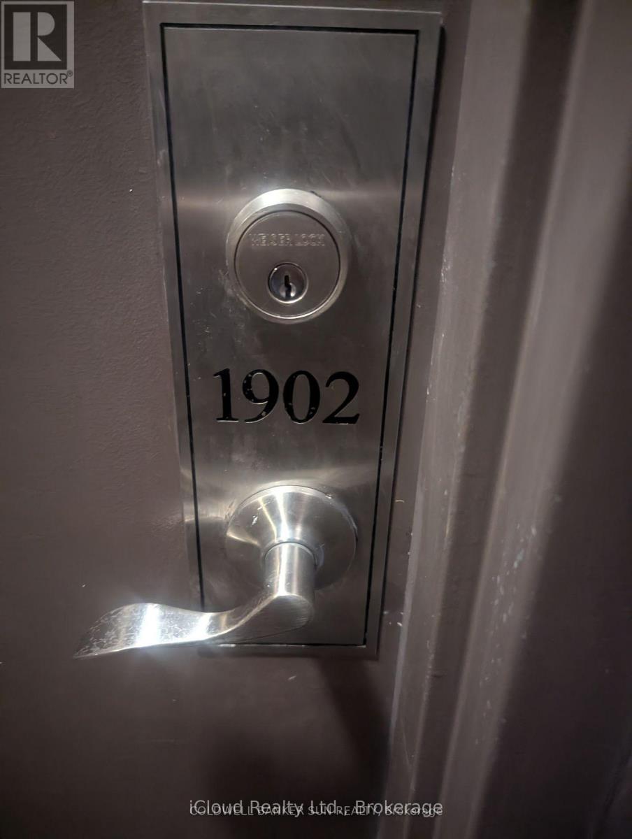 1902 - 4450 Tucana Court, Mississauga, Ontario  L5R 3R4 - Photo 15 - W12629936